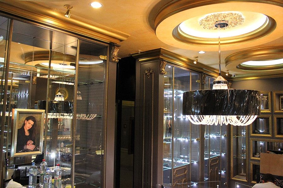 Функциональная и эстетичная мебель в бутике Kadoni Studio