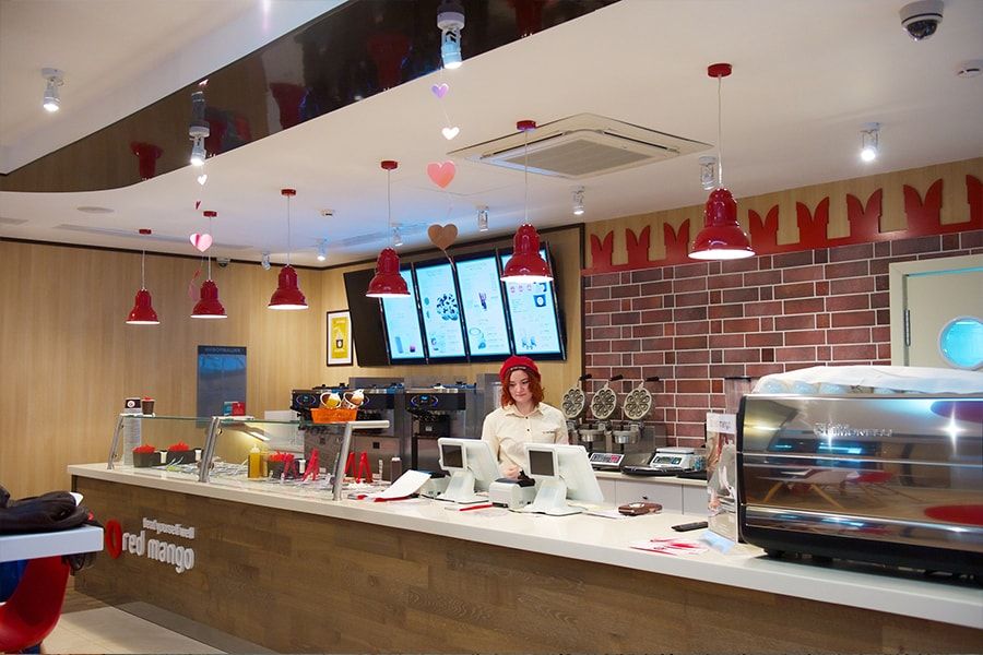 Проектирование и оснащение кафе Red Mango от «EXPERT RETAIL»